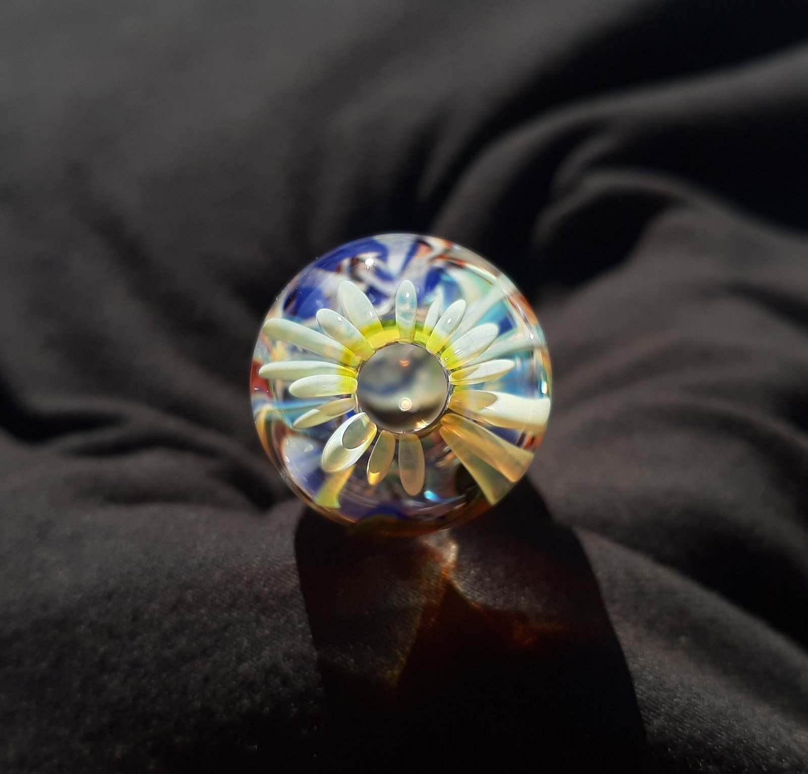 Inside out, color changing, borosilicate glass pipe - Image 4